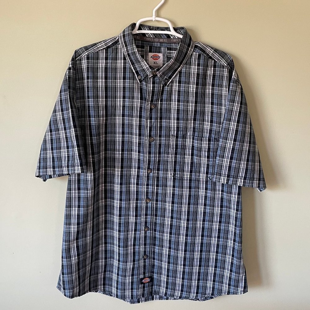 Dickie's Men's Short-Sleeve, Button-Down, Plaid Shirt w/ Front Pocket (XL)